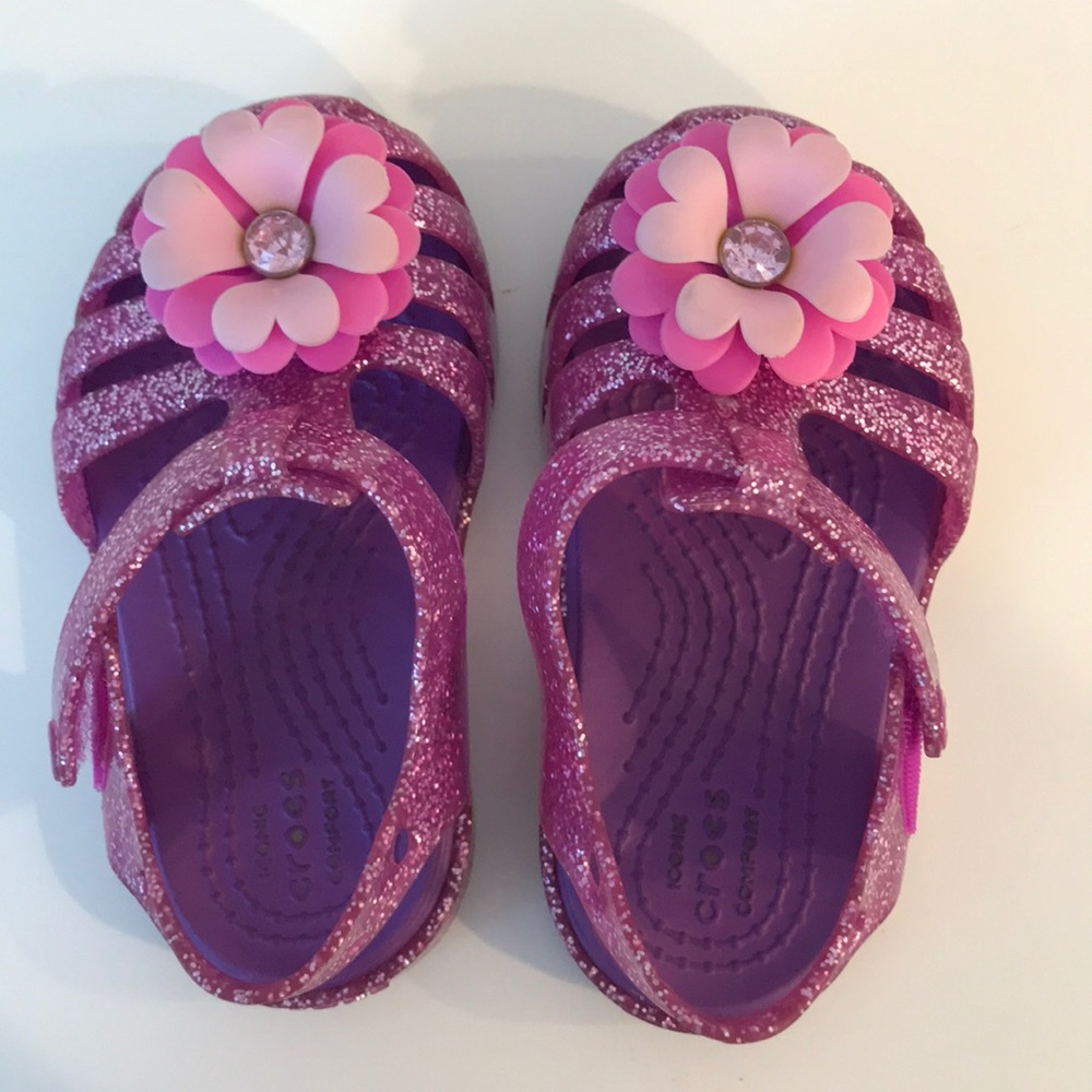 Crocs pink swim sandal girl (toddler) size 6